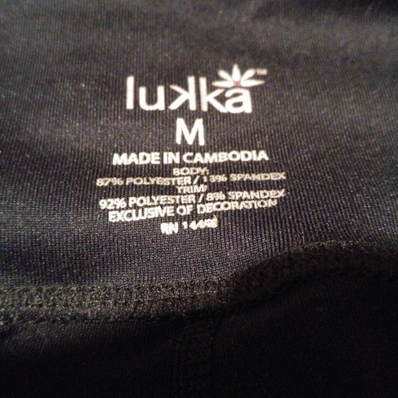 Lukka black and gray capri athletic leggings size medium - Picture 3 of 3